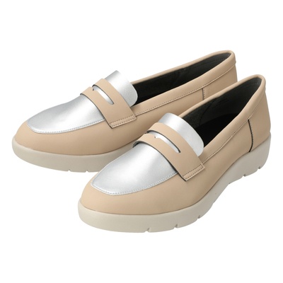 newmo クラリーノ ストレッチ 厚底ローファー