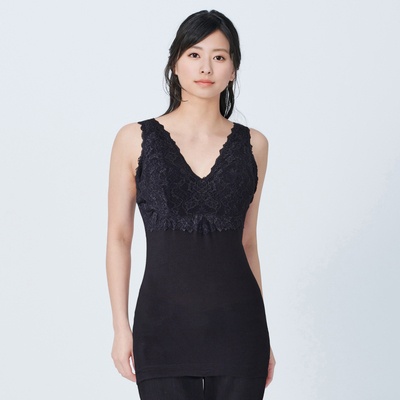 九鬼さんの発熱うるおいブラキャミソール