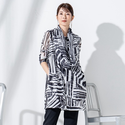 day to day 線遊びのプリントレイヤードチュニック