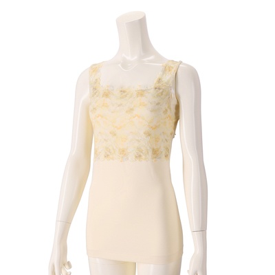 九鬼さんのシャイニーレースキャミソール