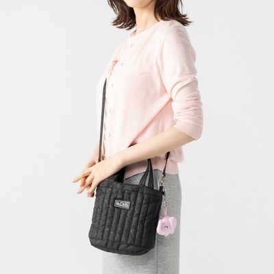 NaRaYa ミニクロスボディーバッグ チャーム付き