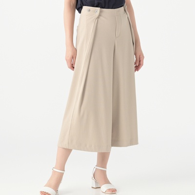  エニワイズ タックボタンのデニム風ワイドパンツ - 742247