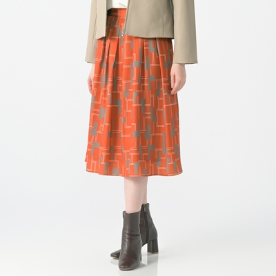 CARRIERE ジオメトリックプリントタックスカート