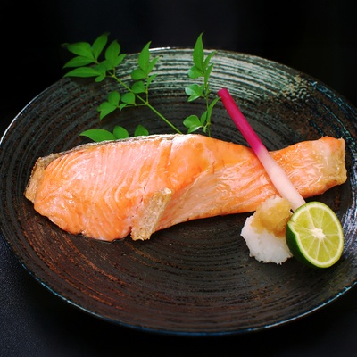 目利きが選んだ宮城県産銀鮭切り身100g×8