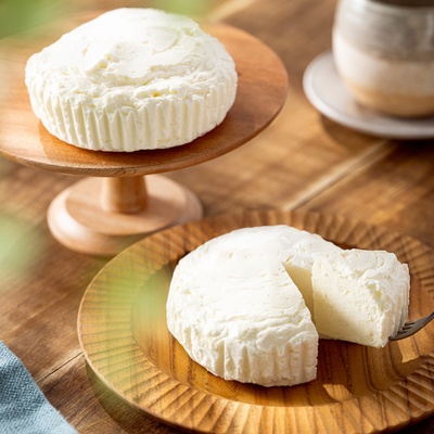 わらく堂 ふわふわ食感！レアチーズケーキ