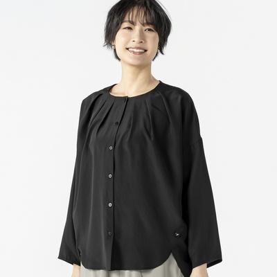 KawaiOkada シフォン素材のタックブラウス