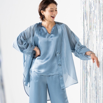 MASAGO シアー素材のVネックカーディガン