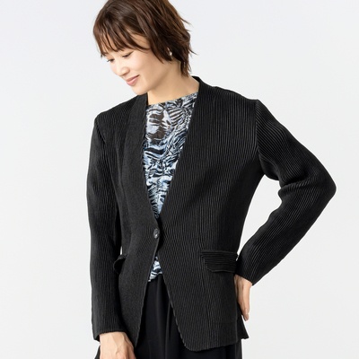 SPECCHIO シャトルプリーツフリーサイズノーカラージャケット