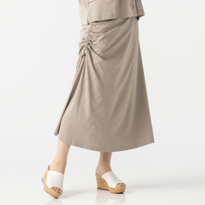 エニワイズ シャーリングデザインのセミフレアスカート