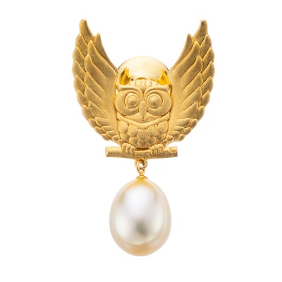 シャンパンカラー白蝶真珠 フクロウモチーフ ブローチ 10mm