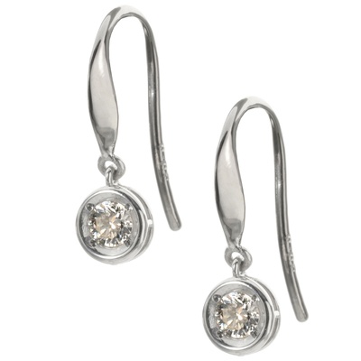 ダイヤモンド フックピアス 計0.1ctUP