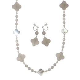 黒蝶貝&カルセドニーネックレス&イヤリング/ピアスセット[ルーチェ]