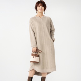 UNILOA3C ケーブルジャガード&裏毛コンビワンピース