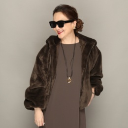 Anne Coquine ミンクタッチフェイクファーフーデッドブルゾン