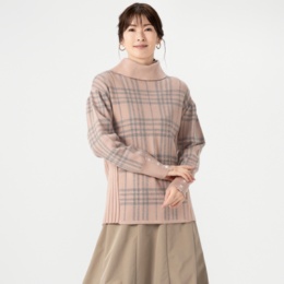 YukaKoshino サイドリブの前後2WAYハイネックニット