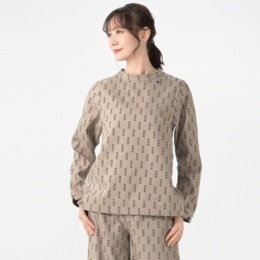 PCD フロッキーロゴのバンドネックプルオーバー