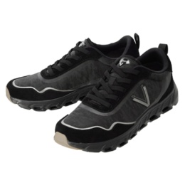 バイオニック プレスリー テクノロジー スニーカー ラージ