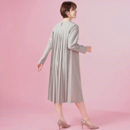 Provador バックプリーツフレアワンピース