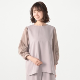 anatelier カットワークスリーブブラウス