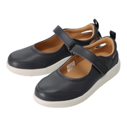 Strive レザーストラップシューズ