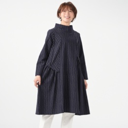 HELA ストライププリントワンピース