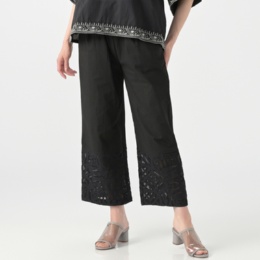 myM 裾カットワークワイドパンツ