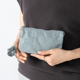 Kipling クリエイティビティL ポーチ