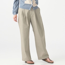 KiKKi デニムのフロントタックロングストレートパンツ