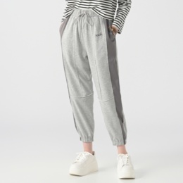 KiKKi サイドラインサテン切替裏毛パンツ