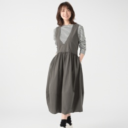 KiKKi Vネックワンピース