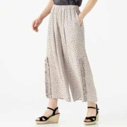 &LOVE 楽CUTEなふりるスカーチョ