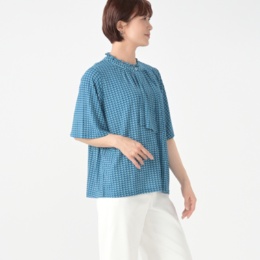 Beauty Fit フリル衿プリントプルオーバー