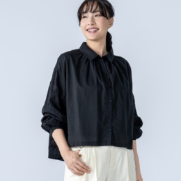 tegami 刺繍使いブラウス