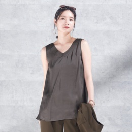 MASAGO ビンテージサテン素材のタンクトップ