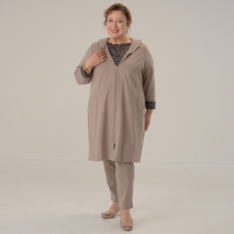 Makana na Kathy ハイストレッチポンチジャケット