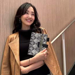 IM リバティプリント 手帳型マルチポーチ