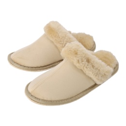 洗えてつまずきにくいムートンスリッパ