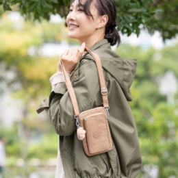 Kipling テルモ スマートポシェット