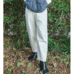 Carney コクーンシルエット クロップドワークパンツ