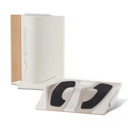 SIXPAD　FootFitPlus　QVC　シックスパッド SIXPAD』から、足裏から太ももまでを効率的に鍛えるアイテム