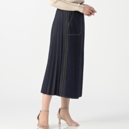 MINHA KILAKILA 後プリーツライン入りスカート