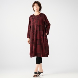 HELA 幾何学柄ワンピース