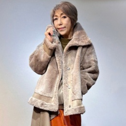 リアール リバーシブルフェイクムートンブルゾン