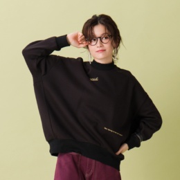 KiKKi 裏毛刺繍入りBIGトレーナー