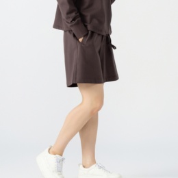 MASAGO 裏毛素材のショートパンツ