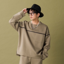 Lucca Uomo alla moda ダンボールニットプルオーバー