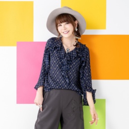 &LOVE 360°魅せるHAPPY華やぎブラウスネット限定