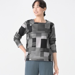 ModdedAnce パッチワークプリントスクエアネックプルオーバー