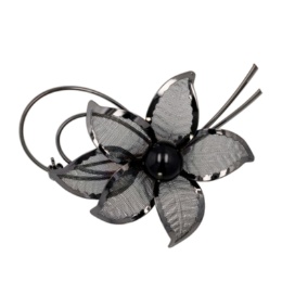 ジェット10mm珠透かしフラワーブローチ