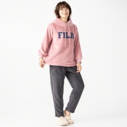 FILA 変形ハイネックのふわふわフリースルームウエアセット
